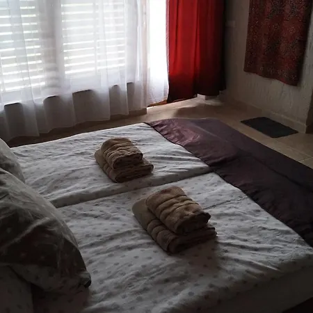 Sirocave Barlang Apartmanok Sirok Exterior photo