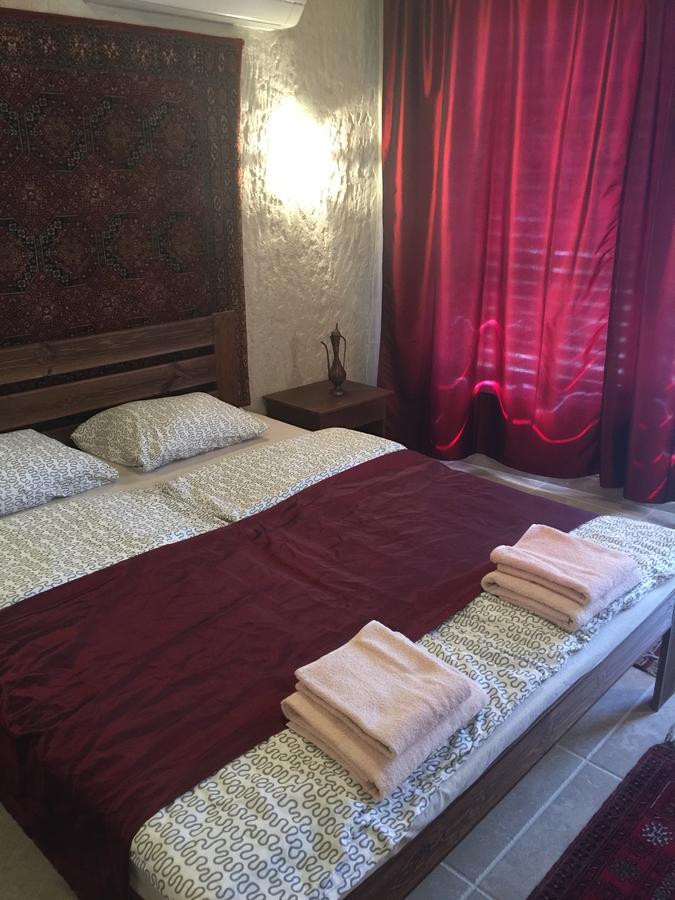 Sirocave Barlang Apartment *